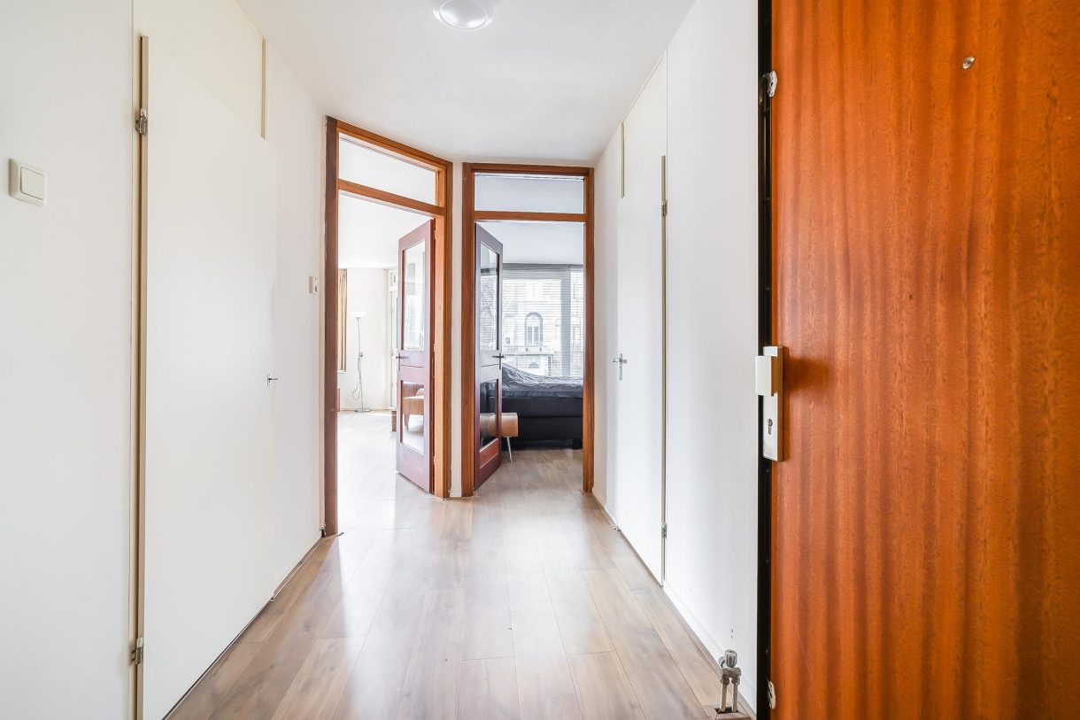 Te koop: Foto Appartement aan de Johan van Oldenbarneveltlaan 23C in 's-Gravenhage