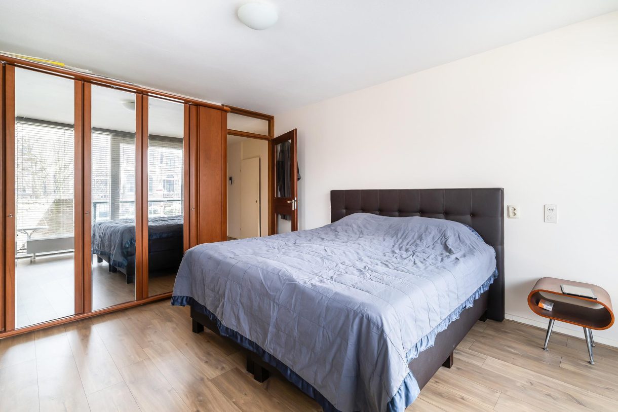 Te koop: Foto Appartement aan de Johan van Oldenbarneveltlaan 23C in 's-Gravenhage