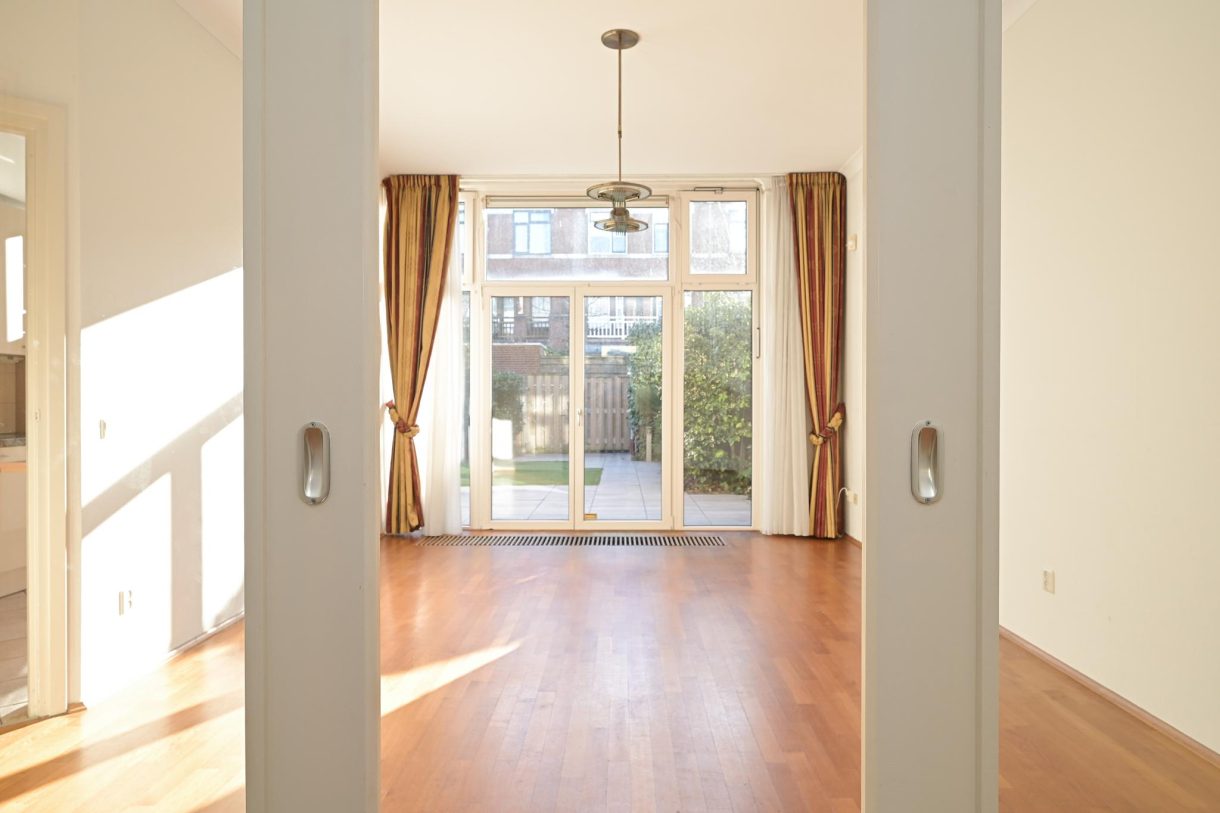 Te koop: Foto Woonhuis aan de Van Weede van Dijkveldstraat 60J in 's-Gravenhage