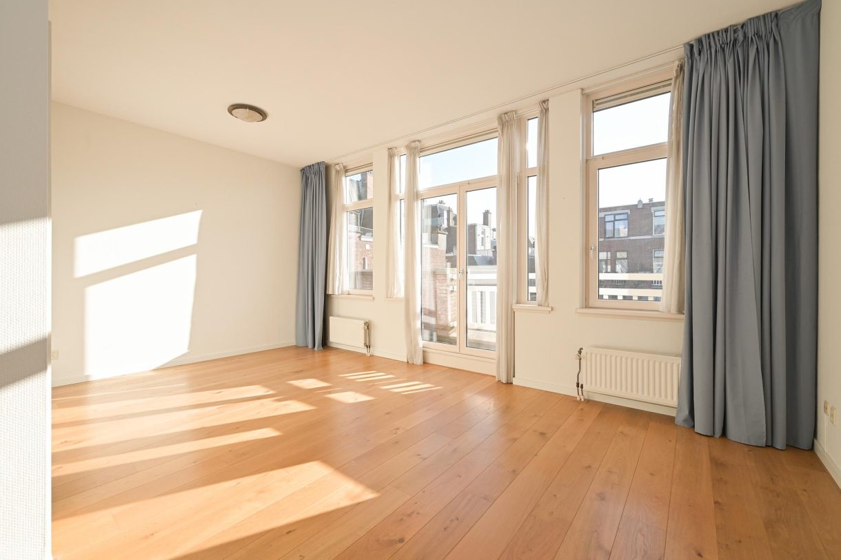 Te koop: Foto Woonhuis aan de Van Weede van Dijkveldstraat 60J in 's-Gravenhage