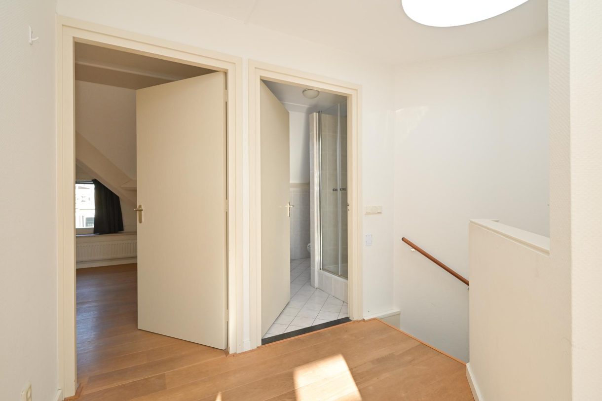 Te koop: Foto Woonhuis aan de Van Weede van Dijkveldstraat 60J in 's-Gravenhage