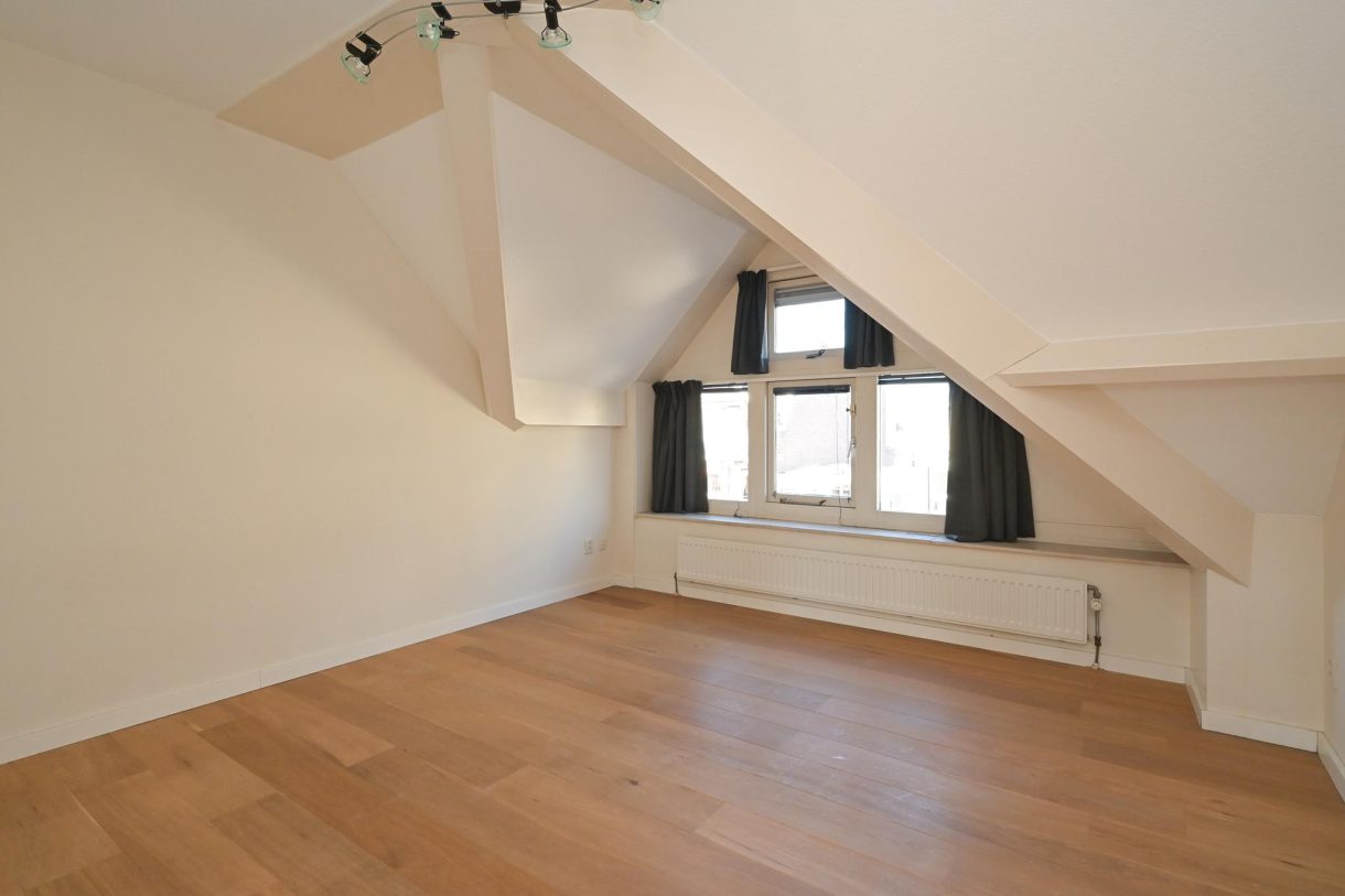 Te koop: Foto Woonhuis aan de Van Weede van Dijkveldstraat 60J in 's-Gravenhage