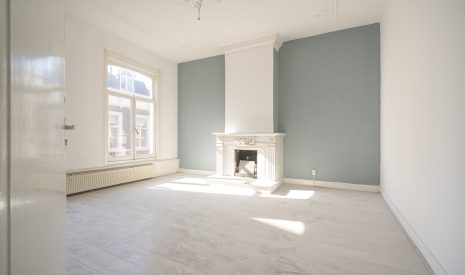 koop  's-Gravenhage  Korte Poten 42B – Hoofdfoto