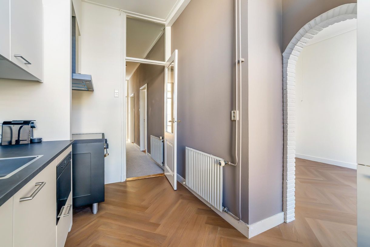 Te huur: Foto Appartement aan de Van Slingelandtstraat 125 in 's-Gravenhage