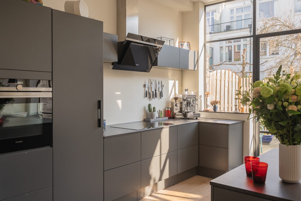 Te koop: Foto Woonhuis aan de Ten Hovestraat 86 in 's-Gravenhage