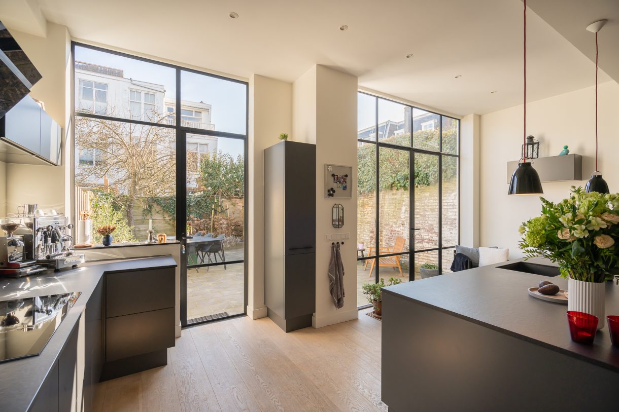Te koop: Foto Woonhuis aan de Ten Hovestraat 86 in 's-Gravenhage