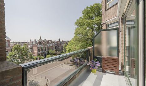 Te koop: Foto Appartement aan de Johan van Oldenbarneveltlaan 27G in 's-Gravenhage