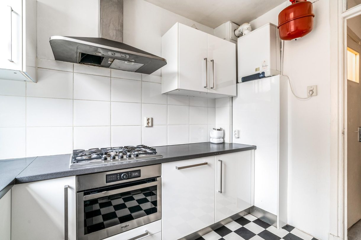 Te koop: Foto Appartement aan de Aert van der Goesstraat 28 in 's-Gravenhage