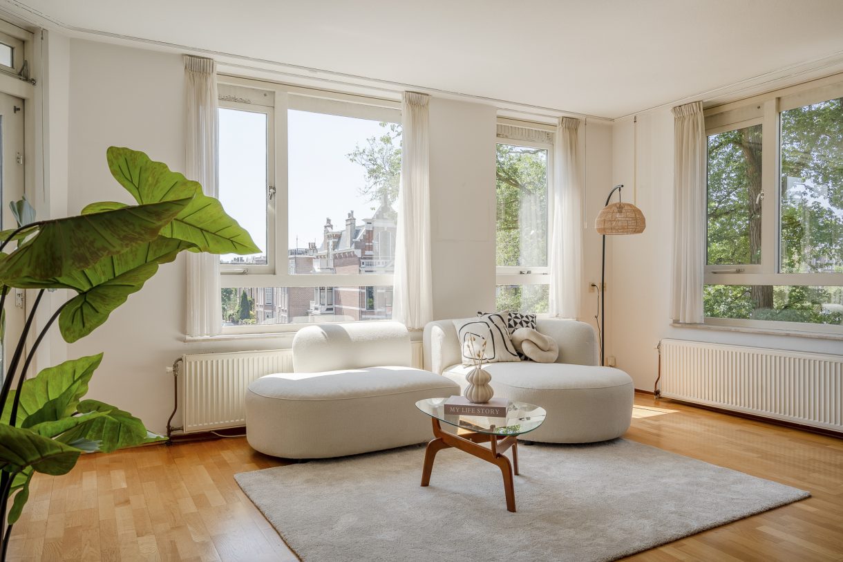 Te koop: Foto Appartement aan de Johan van Oldenbarneveltlaan 27D in 's-Gravenhage