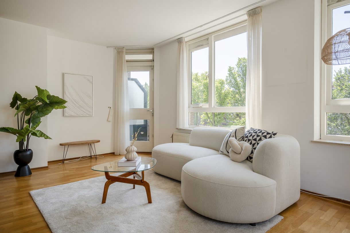 Te koop: Foto Appartement aan de Johan van Oldenbarneveltlaan 27D in 's-Gravenhage