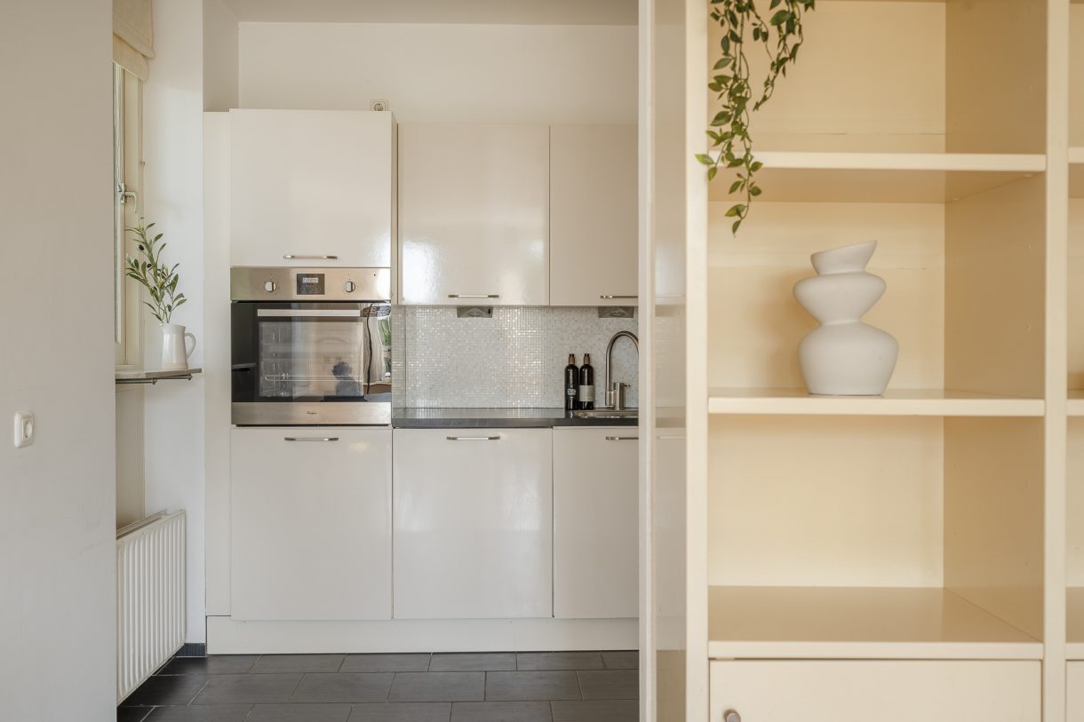 Te koop: Foto Appartement aan de Johan van Oldenbarneveltlaan 27D in 's-Gravenhage