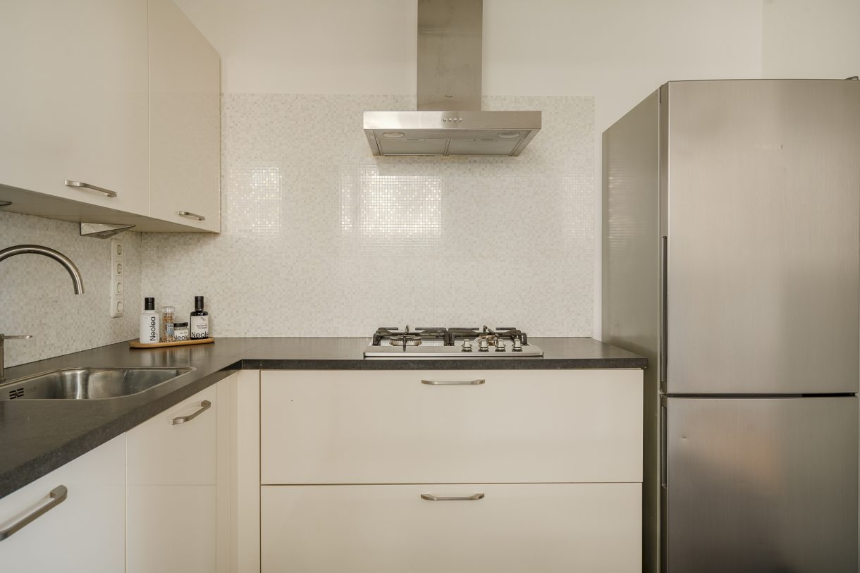 Te koop: Foto Appartement aan de Johan van Oldenbarneveltlaan 27D in 's-Gravenhage