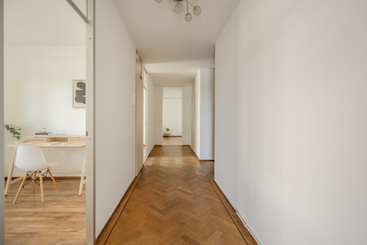 Te koop: Foto Appartement aan de Johan van Oldenbarneveltlaan 27D in 's-Gravenhage