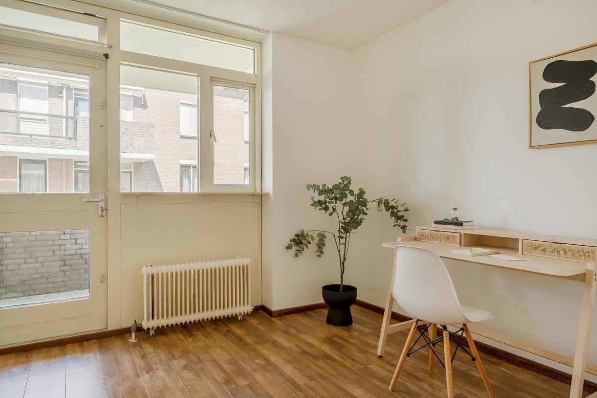 Te koop: Foto Appartement aan de Johan van Oldenbarneveltlaan 27D in 's-Gravenhage