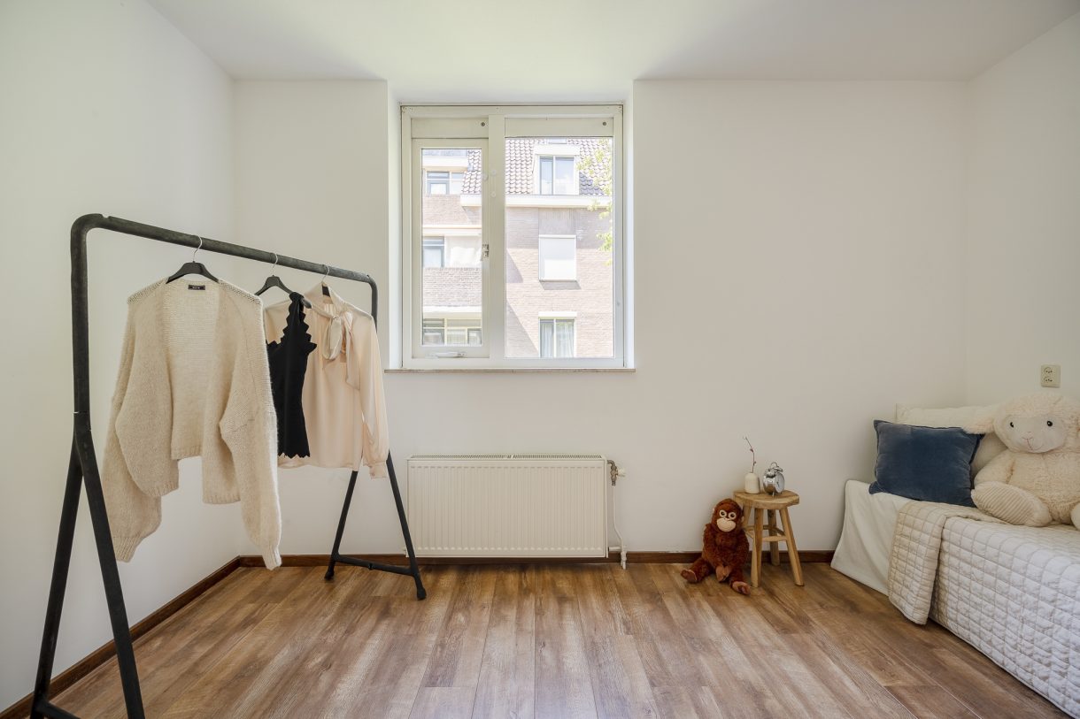 Te koop: Foto Appartement aan de Johan van Oldenbarneveltlaan 27D in 's-Gravenhage