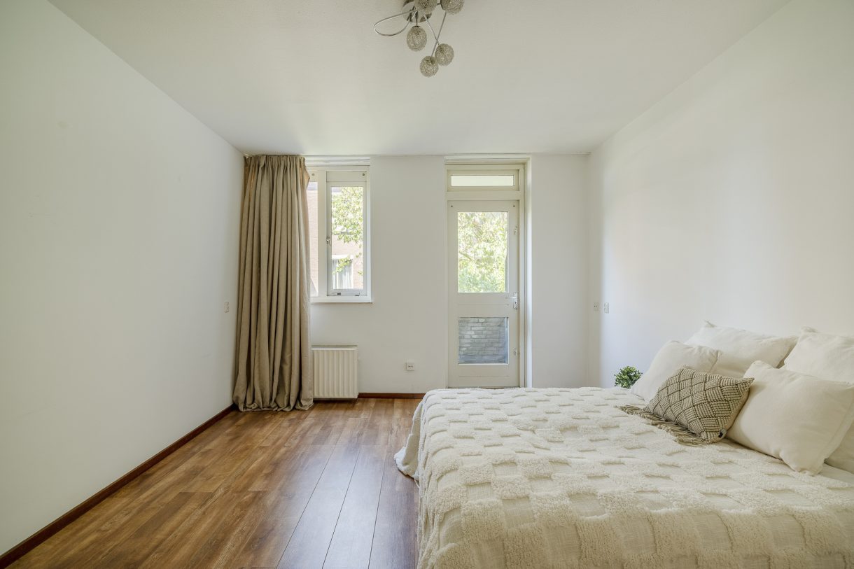 Te koop: Foto Appartement aan de Johan van Oldenbarneveltlaan 27D in 's-Gravenhage