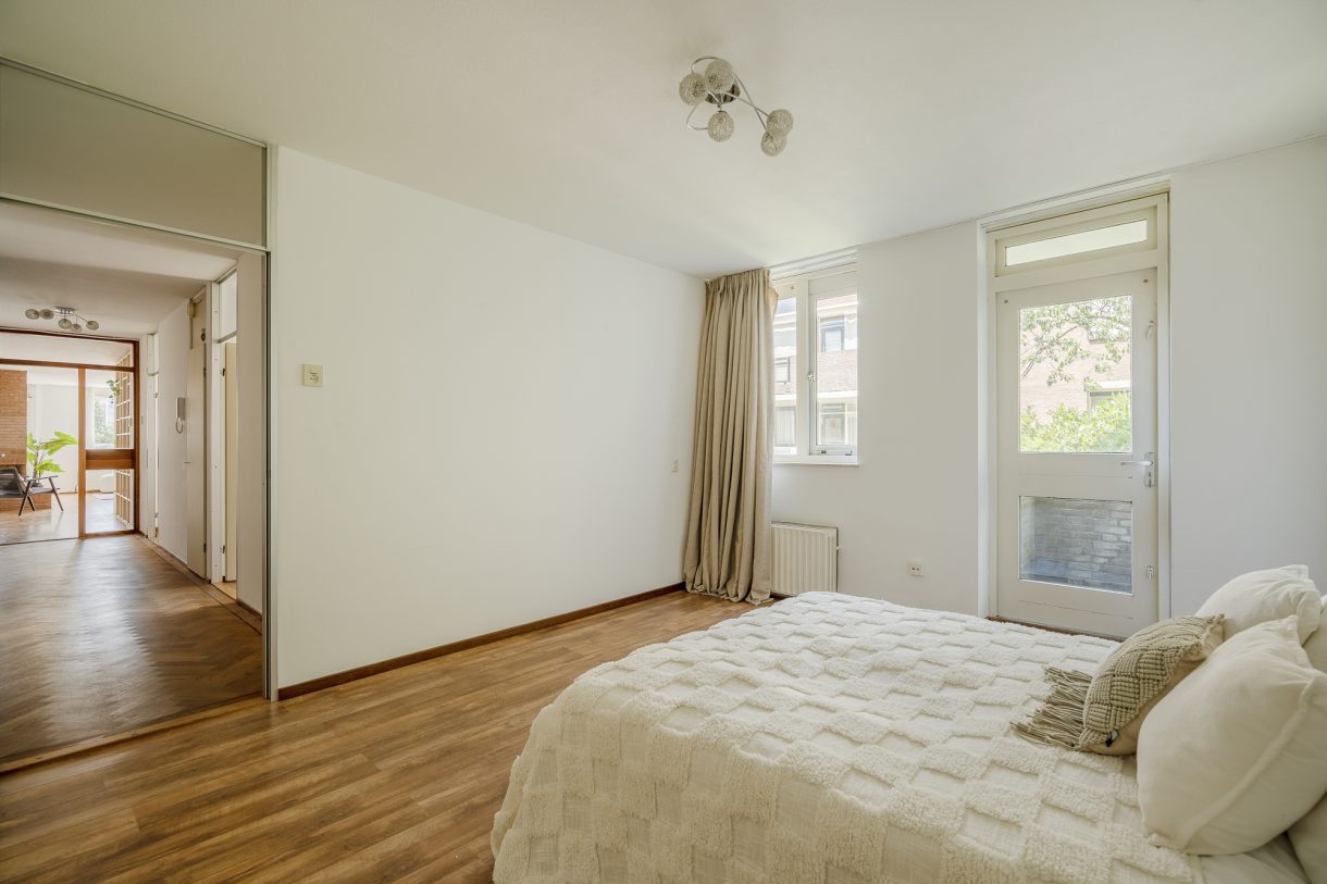Te koop: Foto Appartement aan de Johan van Oldenbarneveltlaan 27D in 's-Gravenhage