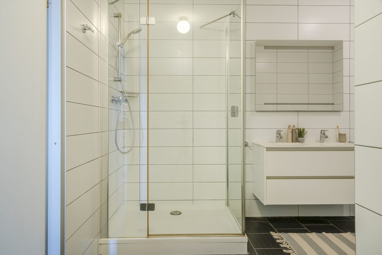 Te koop: Foto Appartement aan de Johan van Oldenbarneveltlaan 27D in 's-Gravenhage