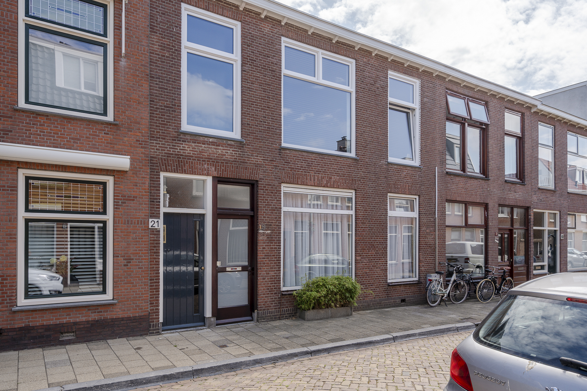 koop  's-Gravenhage  Van Brederodestraat 19 – Hoofdfoto