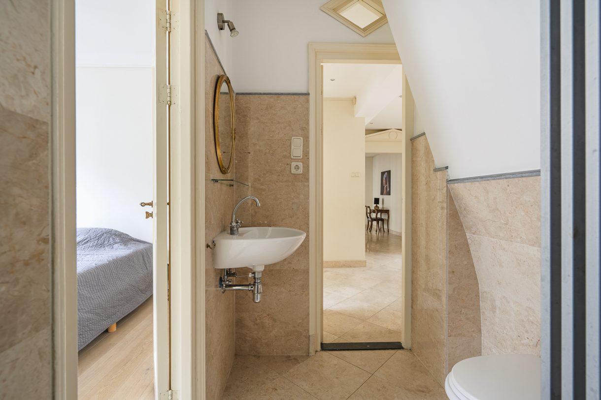 Te koop: Foto Appartement aan de Willemstraat 87A in 's-Gravenhage