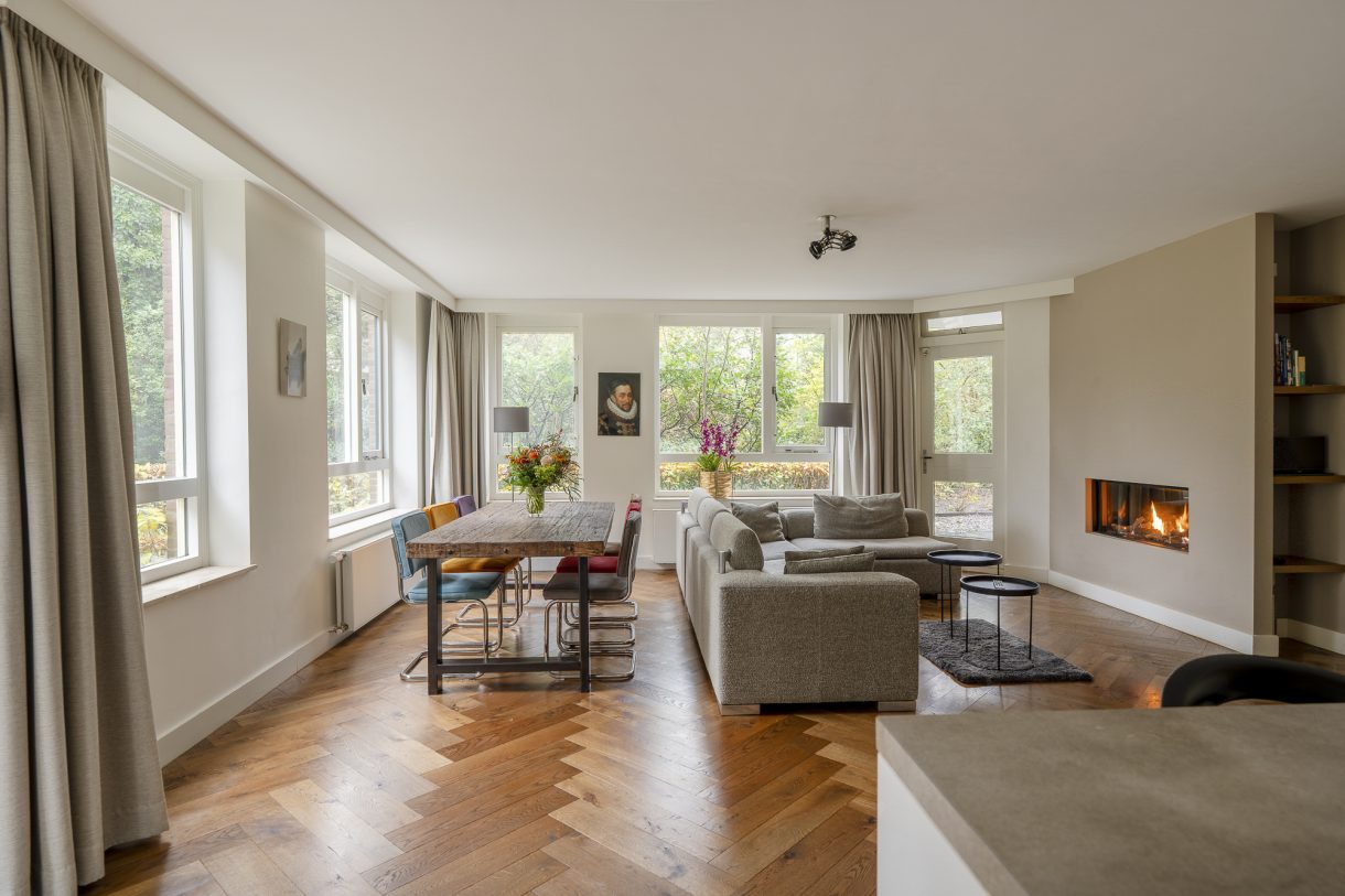 Te koop: Foto Appartement aan de Johan van Oldenbarneveltlaan 33 in 's-Gravenhage