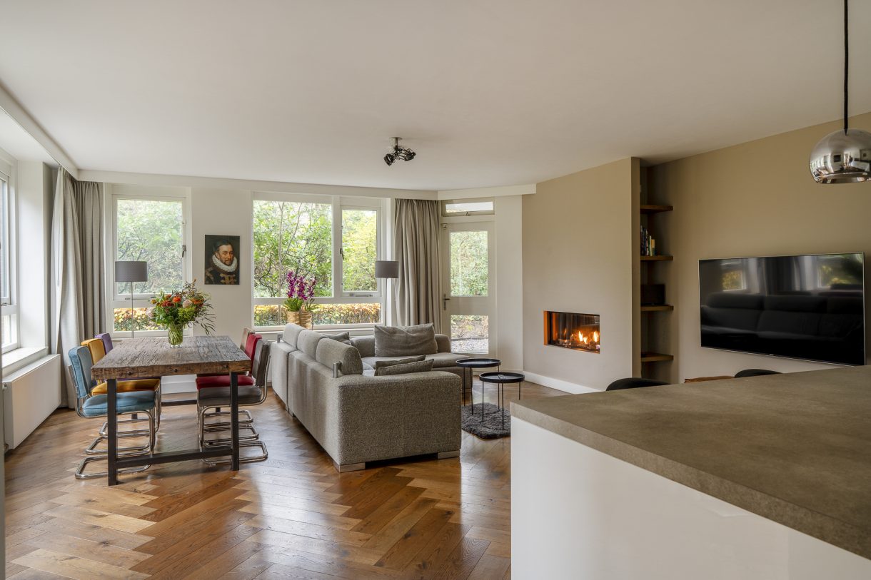 Te koop: Foto Appartement aan de Johan van Oldenbarneveltlaan 33 in 's-Gravenhage